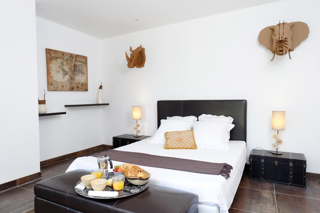 De La Suite Dans Les Oliviers Gallargues-le-Montueux Rom bilde